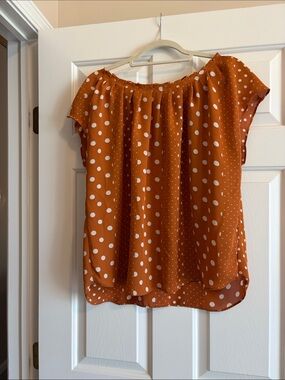 Lauren Conrad Rust colored Polka Dot Off-Shoulder Women's Top